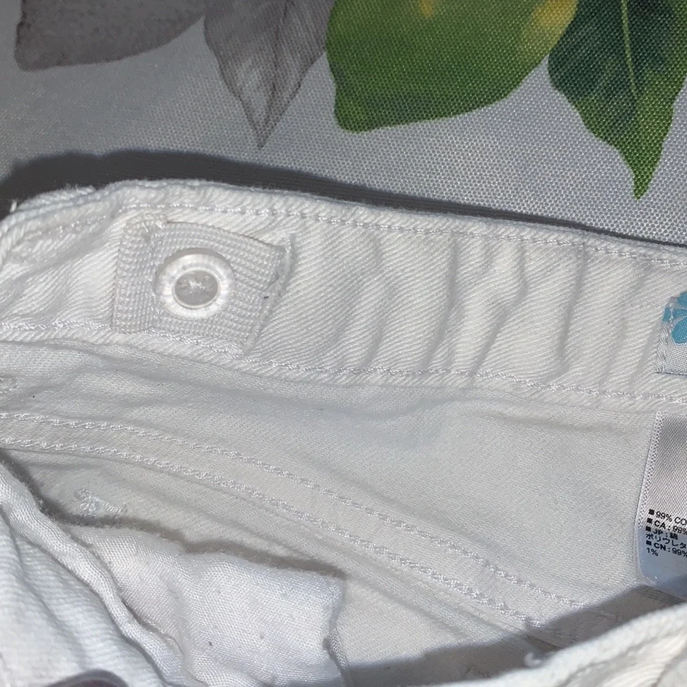 Mudd & Old Navy 2 white adjustable mid length shorts sz Girls 10 EUC